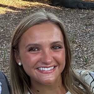 Meet your Posher, Isabella